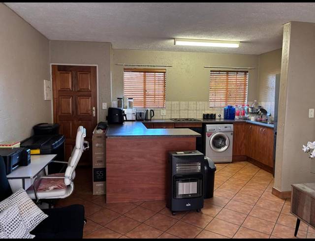 1 BEDROOM PROPERTY TO RENT IN THE REEDS